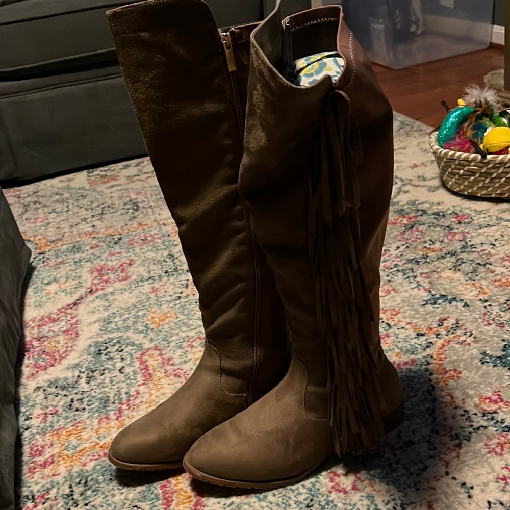 Wide Calf Fringe Boots